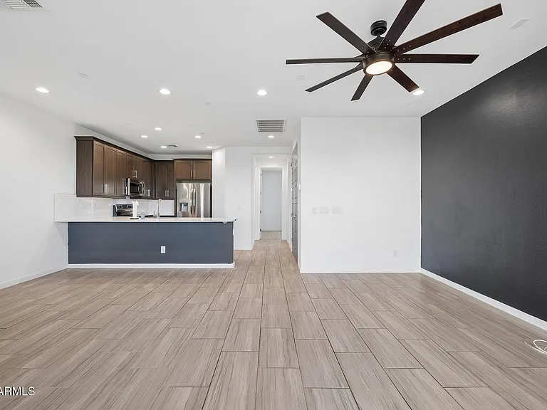 4631 S Element St — Photo 11