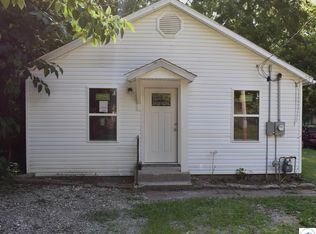 205 S Carter St, Clinton, MO 64735