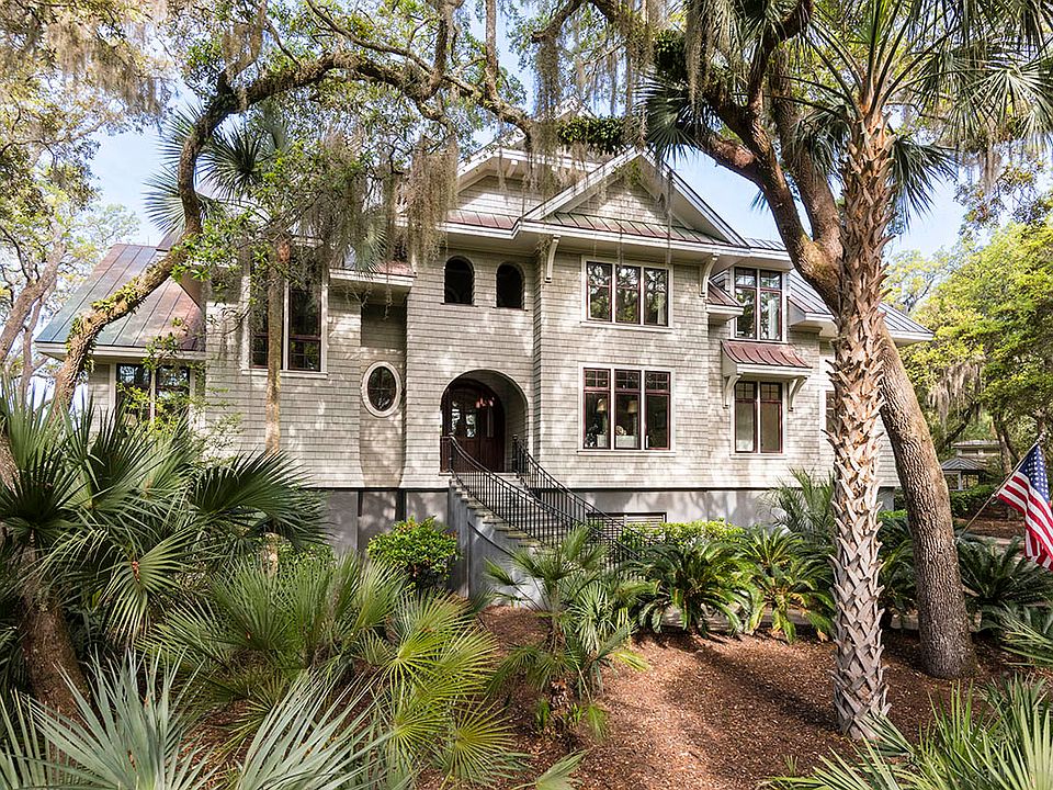 1st image of 21 Cormorant Island Ln