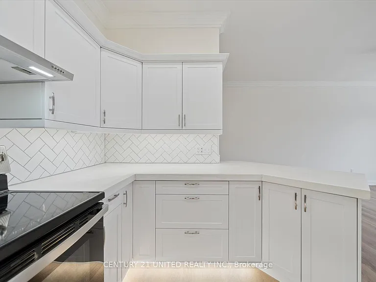 1027 Willcox St #201 — Photo 16