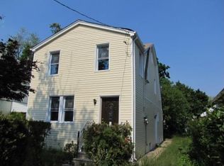 10019 208th St, Queens Village, NY 11429