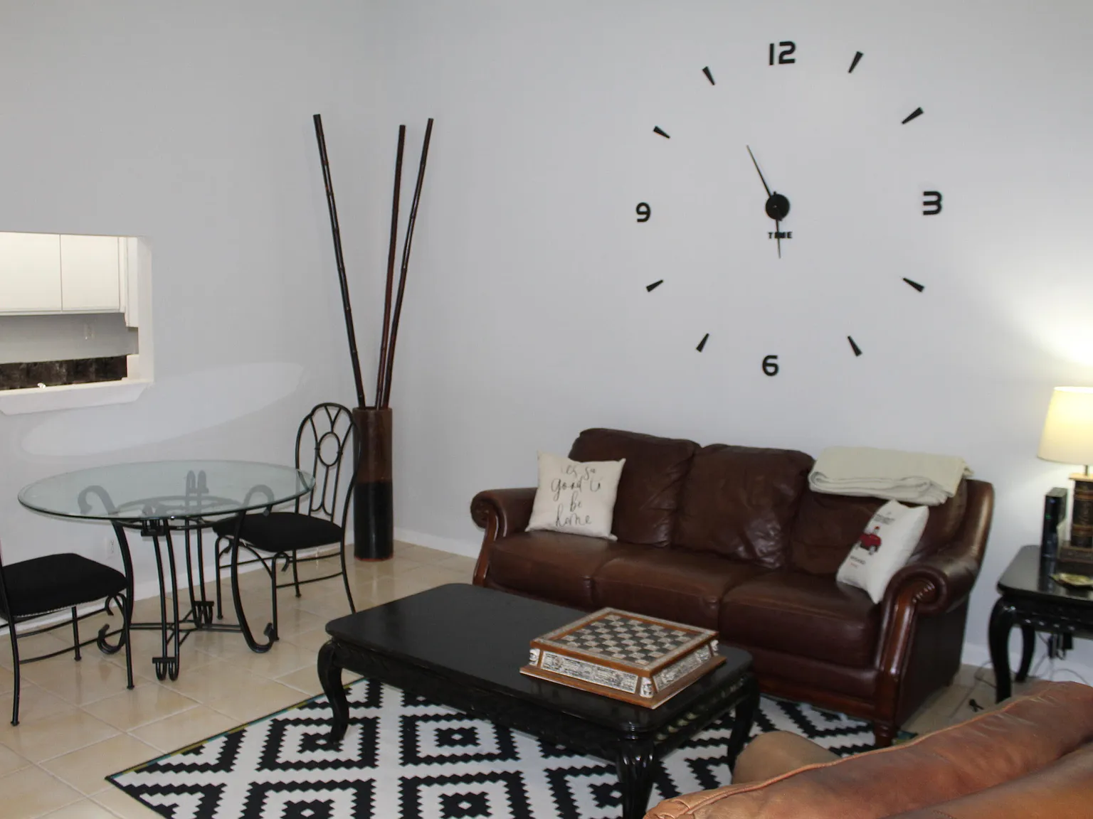 2 bed, 2.0 bath, 1089 sqft, $2,300 — Photo 3