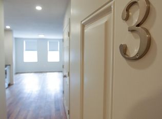 413 Mill St APT 3, Coraopolis, PA 15108