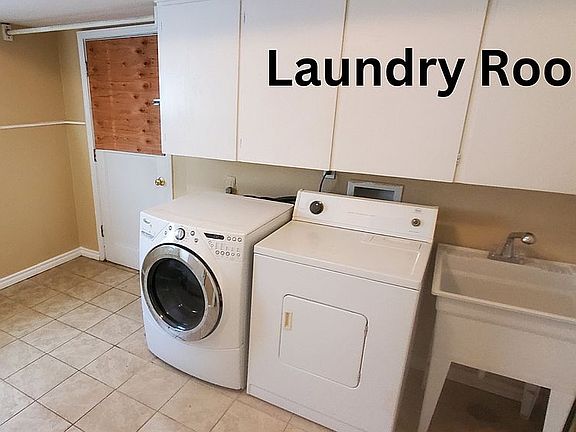 4th image of 1024 Vista Pl