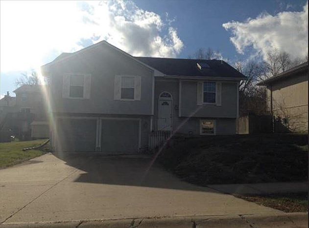 1st image of 15607 E 3rd Ter S