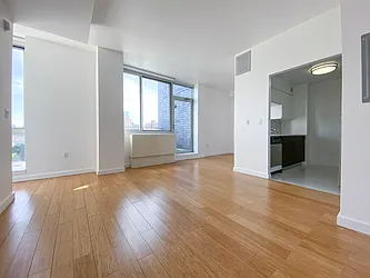 Rented by Kahen Properties