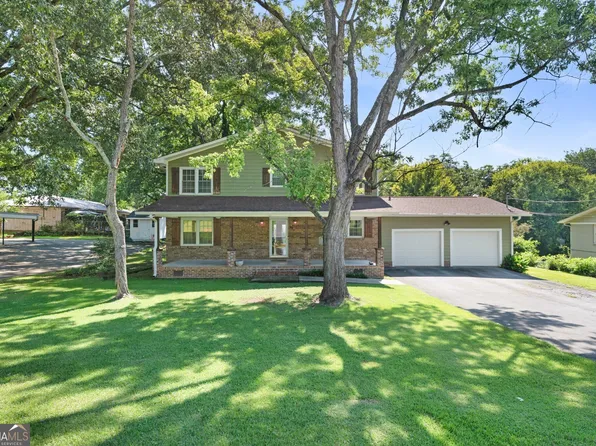 206 Cherry Hill Dr, Calhoun, GA 30701