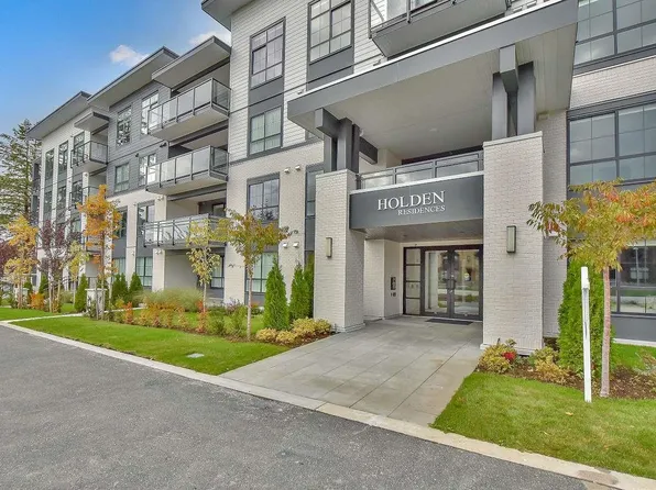 2425 166th St #109, Surrey, BC V3Z 0B8