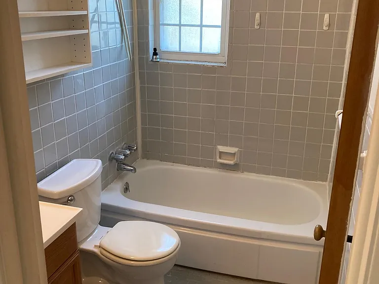 2095 Warrensville Center Rd #C7 — Photo 22