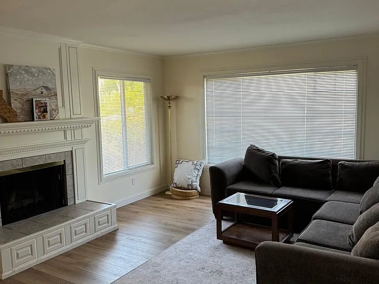 10 Dolores Ct — Photo 2