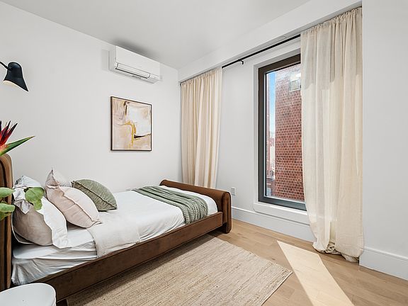 5th image of 151 S Elliott Pl #3B