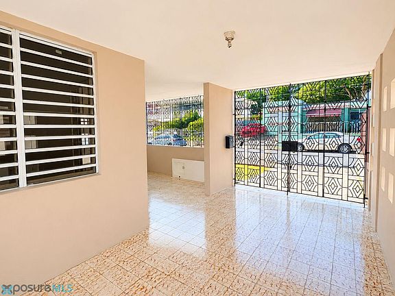 2nd image of 75 Calle Ponce