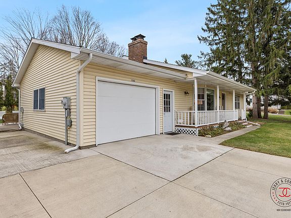 4th image of 15162 Lakeshore Dr