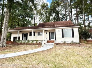 17245 E Main St, Louisville, MS 39339