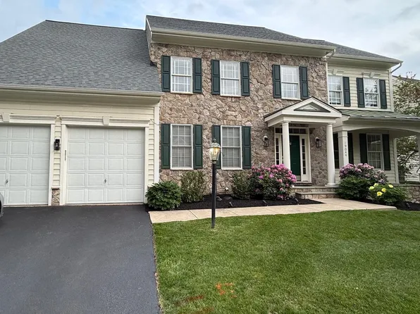 19044 Kipheart Dr, Leesburg, VA 20176