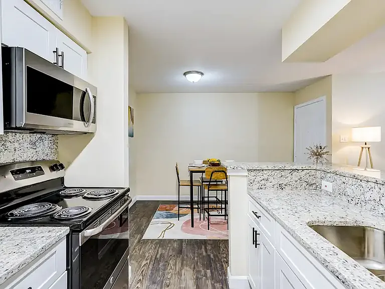 Spring Lake Village Apartments — Photo 18