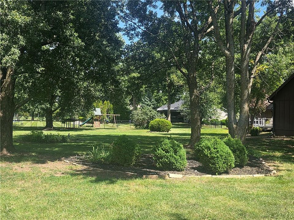 2nd image of 11460 W 155th Ter