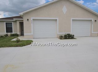 423 Nicholas Pkwy W, Cape Coral, FL 33991