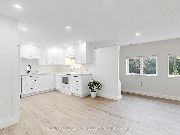 3927 Vandorf Side Rd #BASEMENT — Photo 5