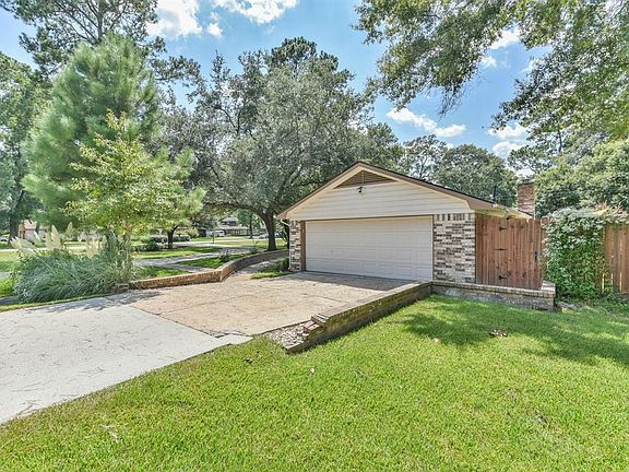 4th image of 1015 Fairway Farms Ln