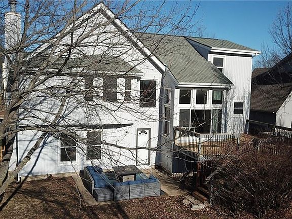 4th image of 8403 W 150th St