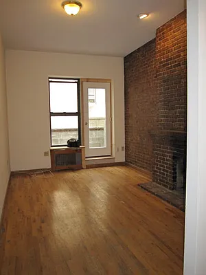 Rented by JK Dansar Corp | media 33