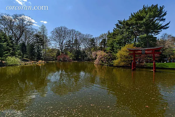 Sold by Corcoran | media 14