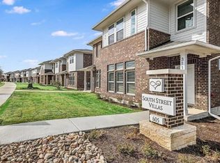 605 W South St #92, Leander, TX 78641
