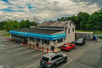 4th image of 1439 Blue Mountain Dr