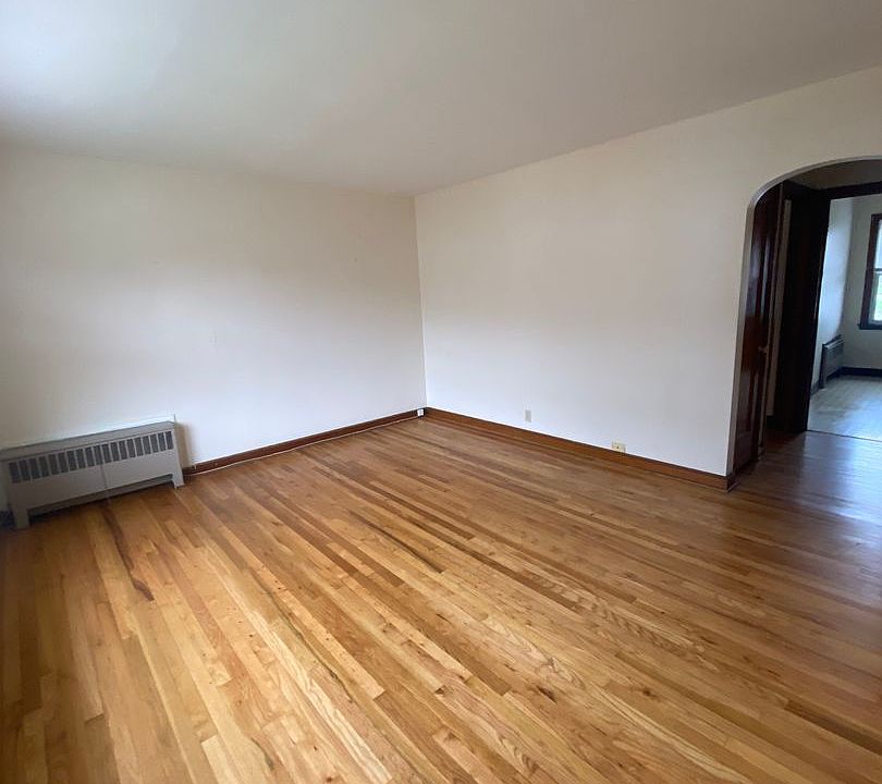 7505 W. Center St. Apartment Rentals Wauwatosa, WI Zillow