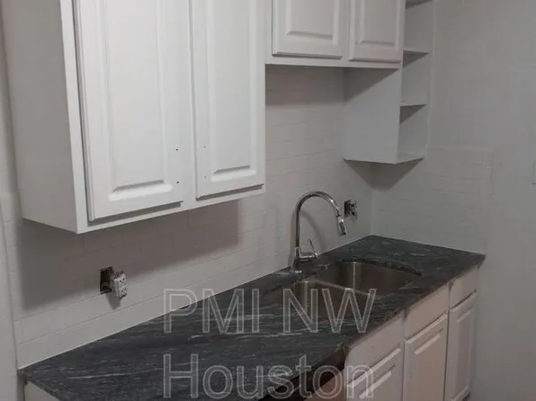 2681 Gessner Rd, Houston, TX