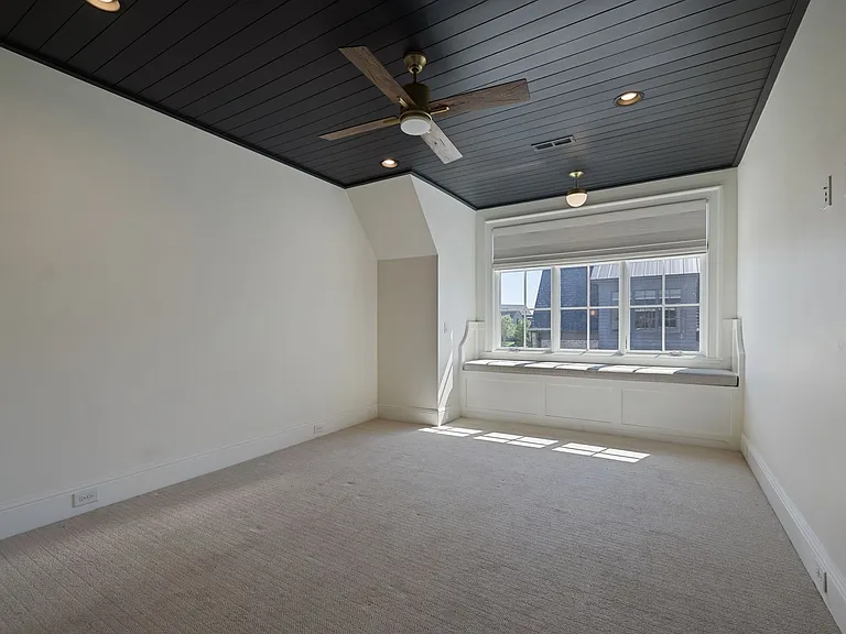 7212 Shagbark Ln — Photo 34