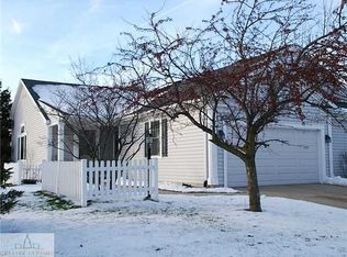 15130 Classic Dr, Bath, MI 48808