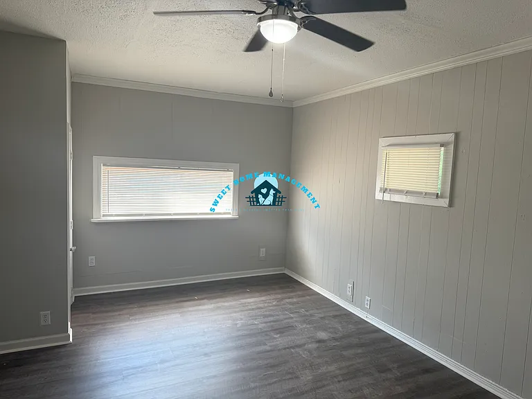 916 Patricia Dr — Photo 7