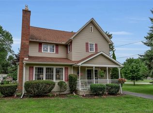40 Clinton St, Akron, NY 14001