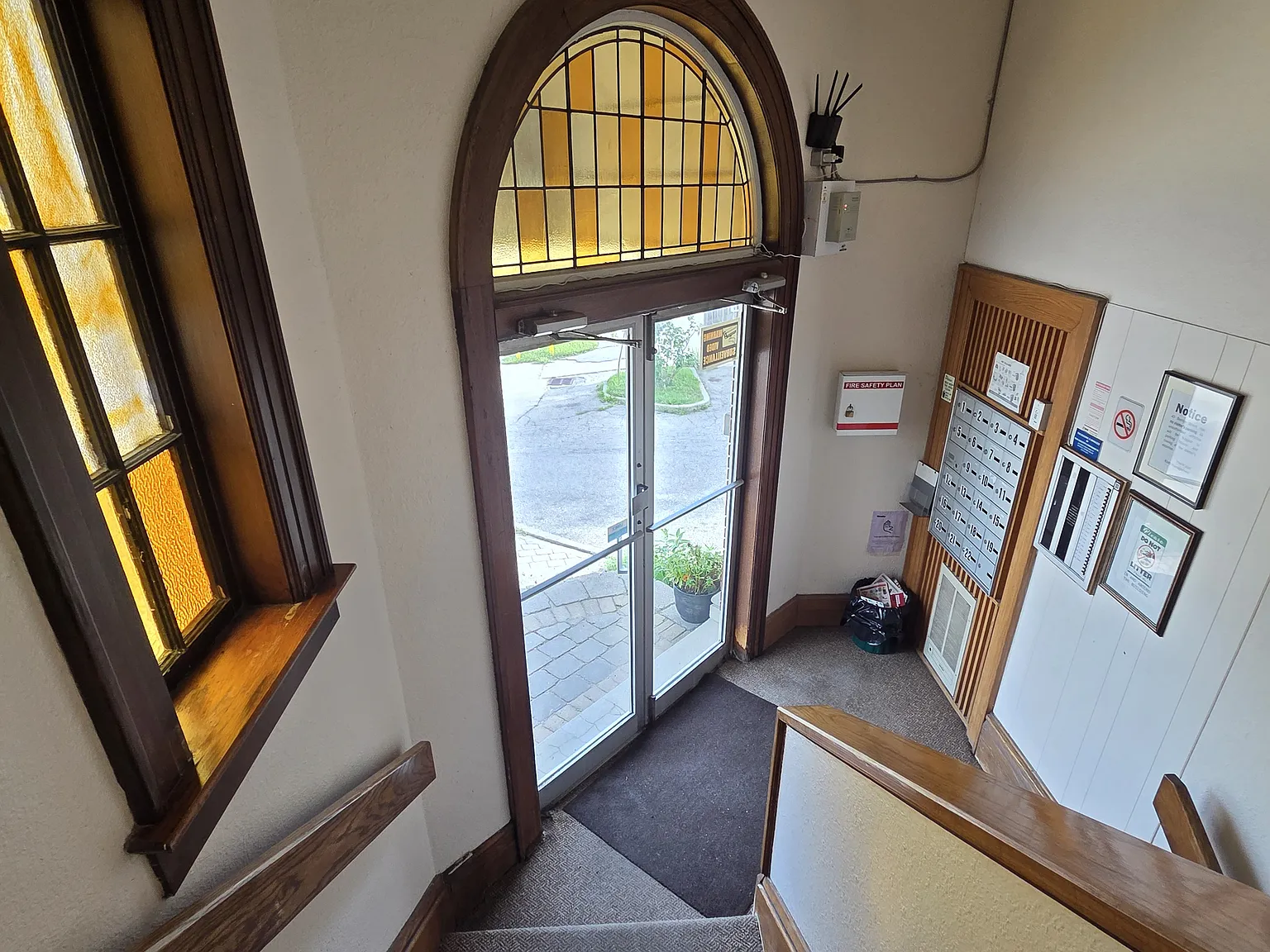 1 bed, 650 sqft, $1,400 — Photo 2