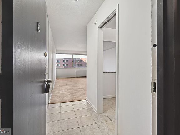 3rd image of 4515 Willard Ave APT 1617S