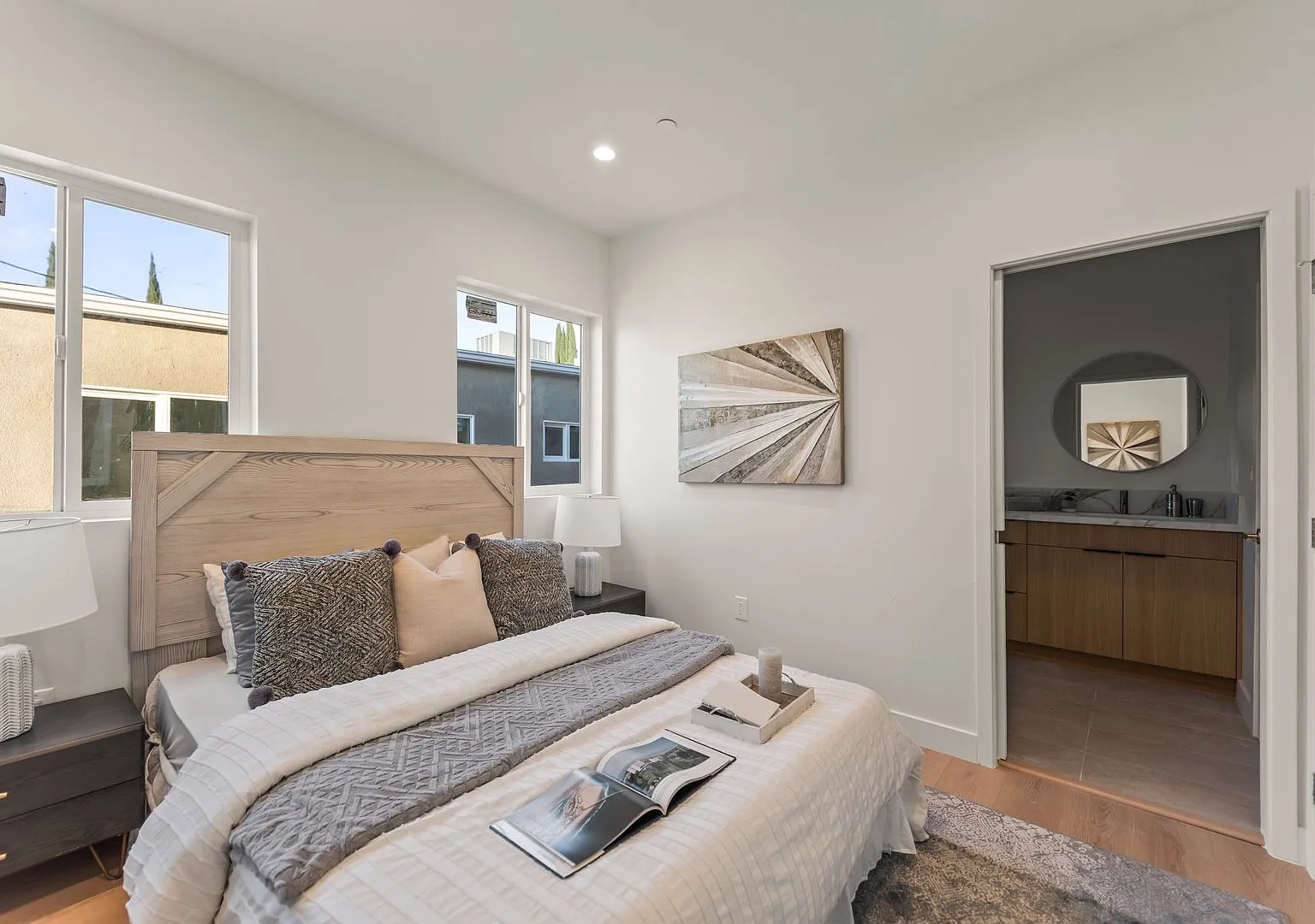 19025 Bassett Street — Photo 1