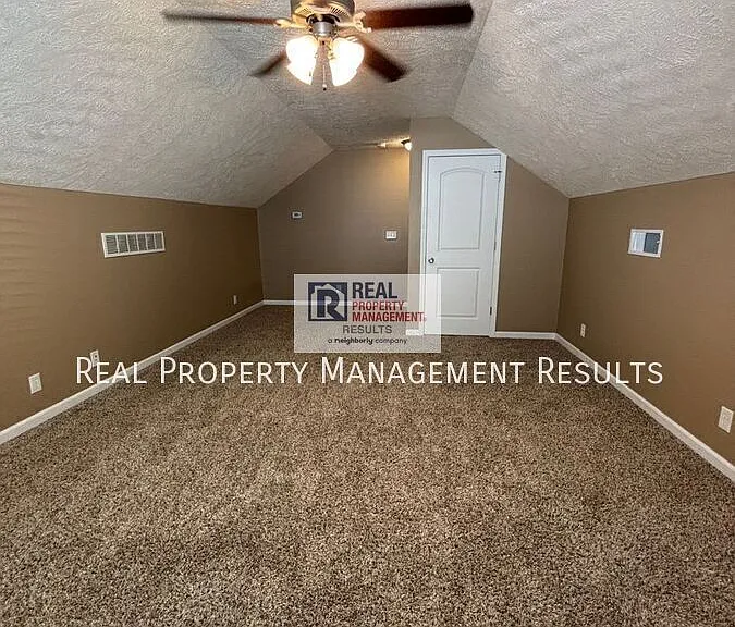 3606 Arbor Creek Dr — Photo 16