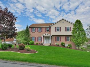 106 Countryview Dr, Mc Kees Rocks, PA 15136