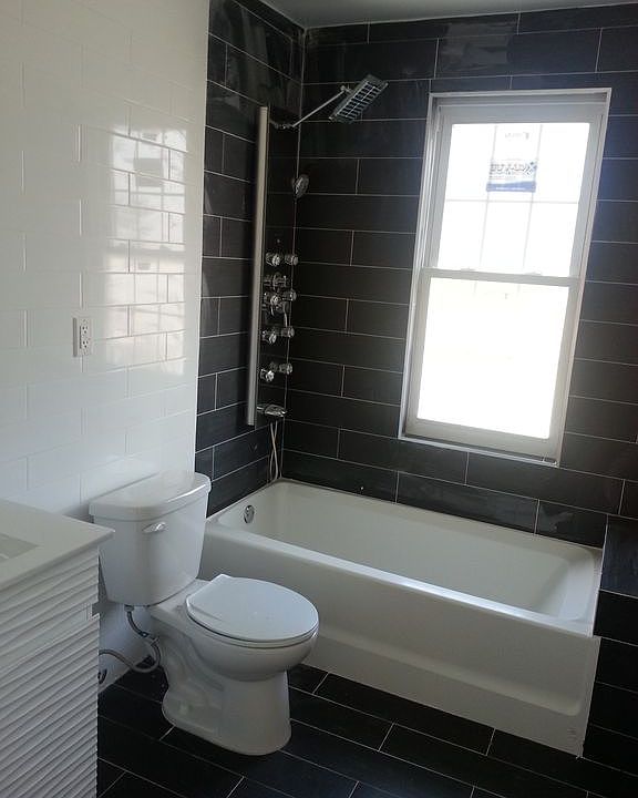 2nd image of 1807 Adee Ave #2FAMMILYS