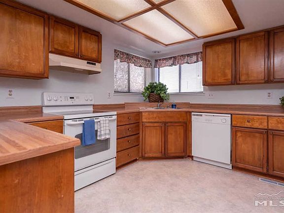 3rd image of 10380 Palm Springs Dr