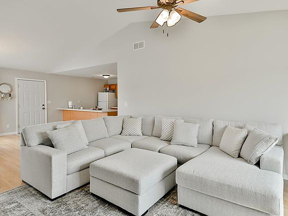 5th image of 6315 Oak Crest Ln