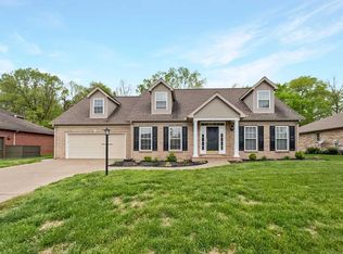 2577 Oak Trail Dr, Newburgh, IN