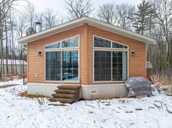 1060 Peach Ln, Minocqua, WI 54548