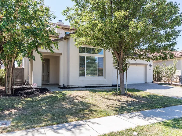 5604 Spring Flower Dr, Elk Grove, CA 95757