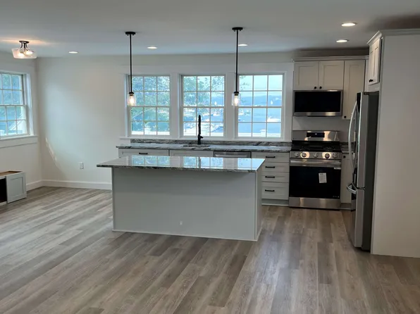 169 E Main St #2, Gloucester, MA 01930