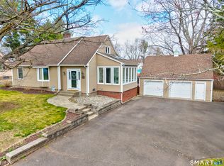 21 Weymouth Road, Enfield, CT 06082