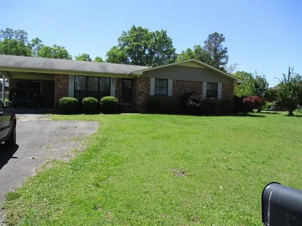 305 W Dr NW, Hanceville, AL 35077