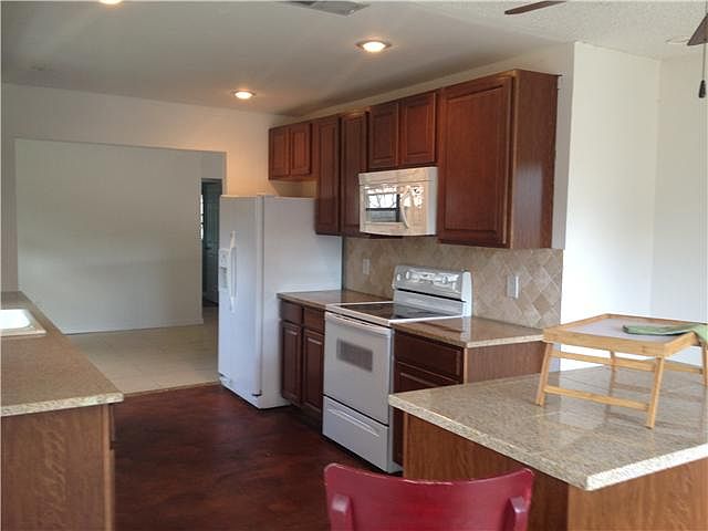 Home For Sale In Sandalfoot